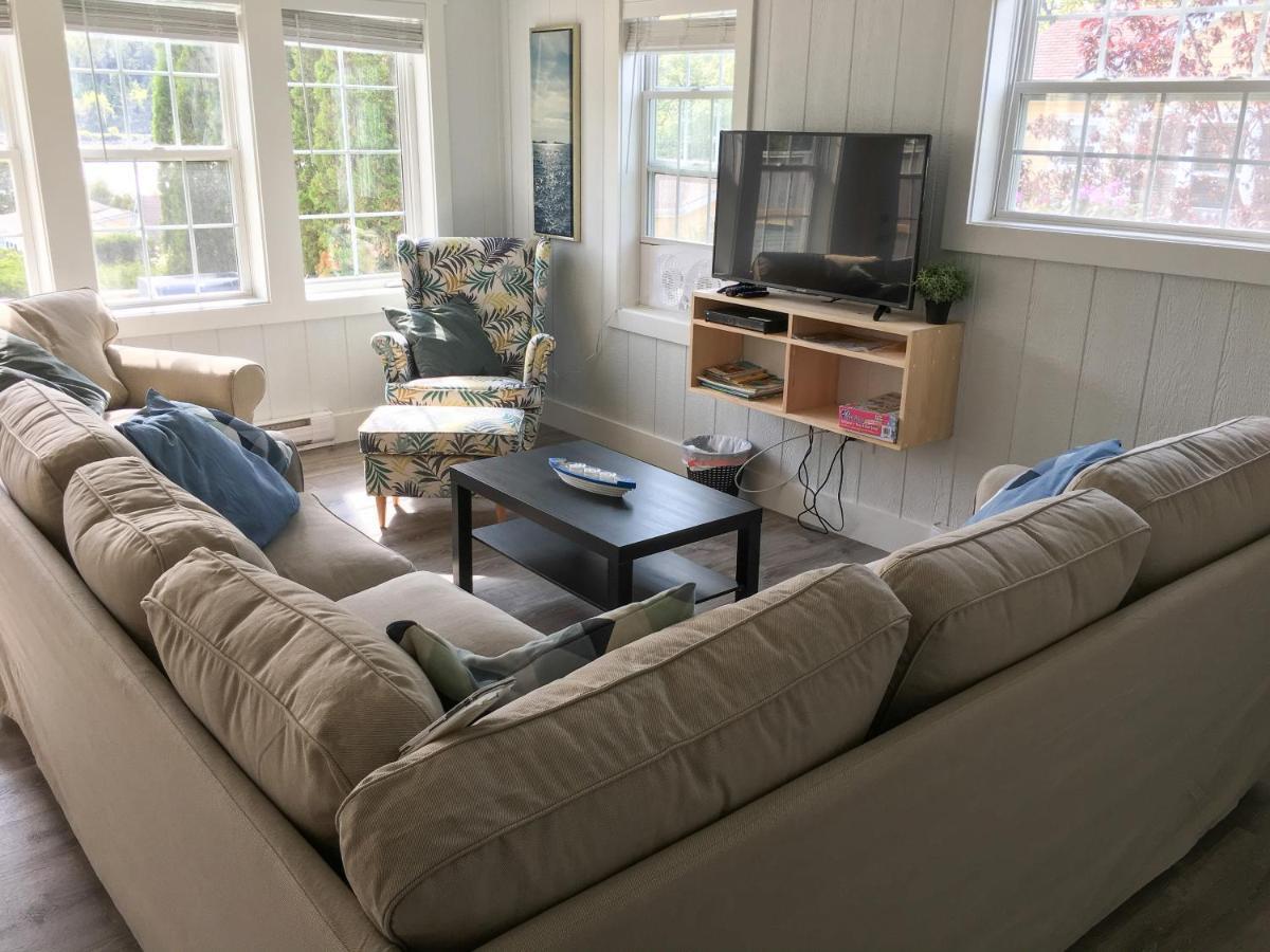 Larinda'S Landing Oceanfront Cottages Halifax Bagian luar foto