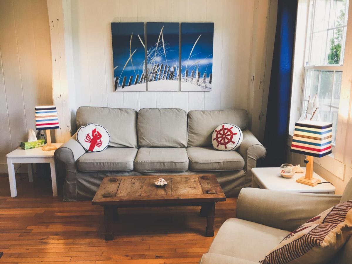 Larinda'S Landing Oceanfront Cottages Halifax Bagian luar foto