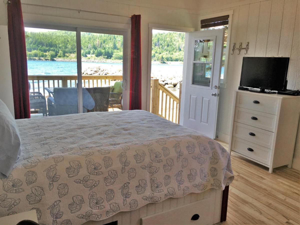 Larinda'S Landing Oceanfront Cottages Halifax Bagian luar foto